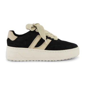 juul-en-belle-sneakers-brigitte-black-dessert
