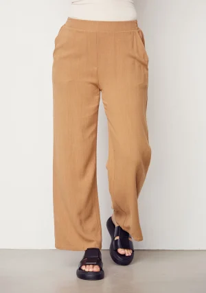 isay-pearl-pant-luxury-camel-56890
