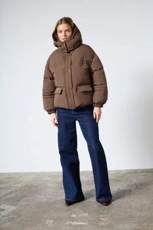 sisters-point-luvia-ja-jacket-puffer-mocca